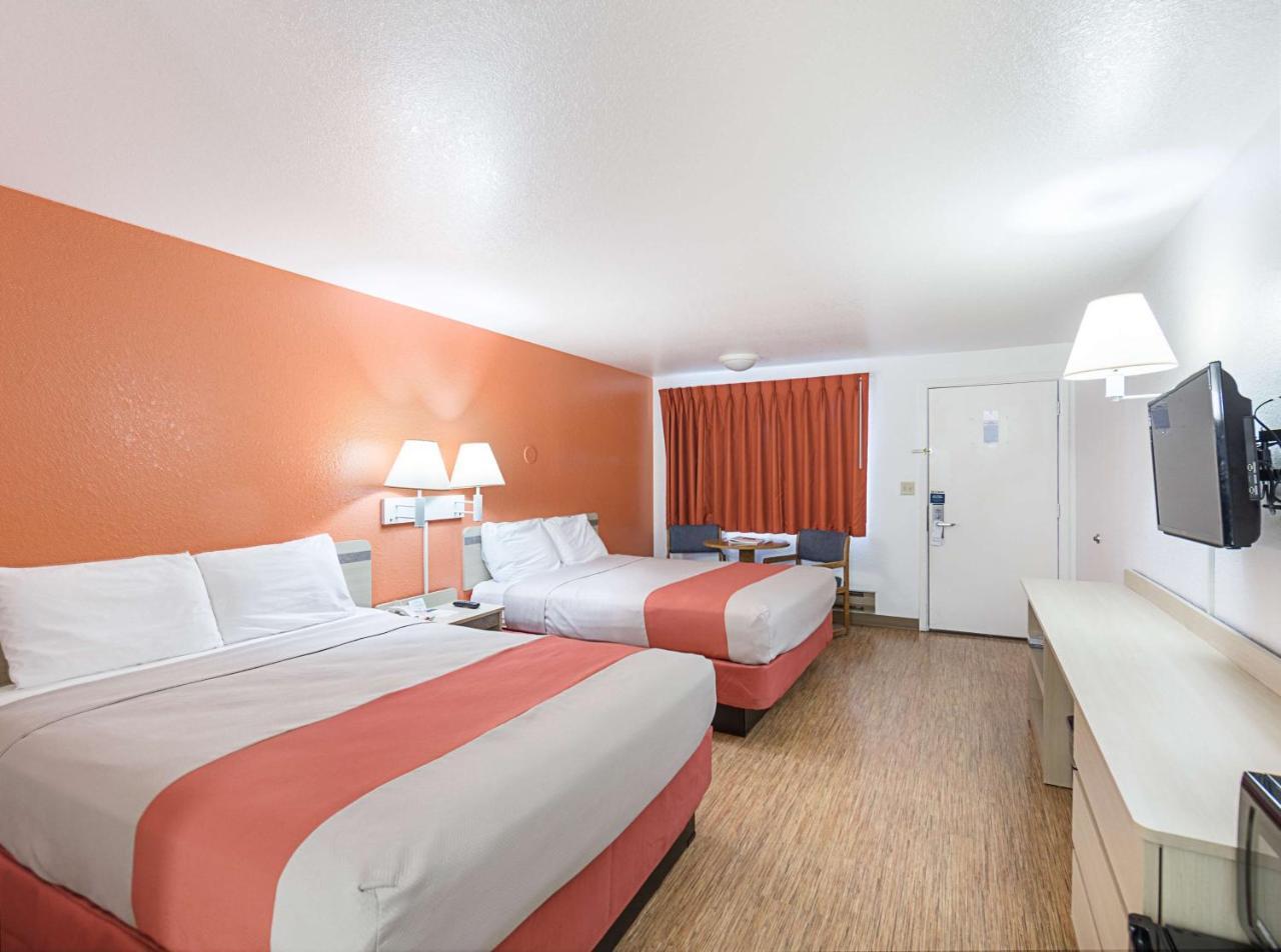 Motel 6 Gold Beach Exterior photo